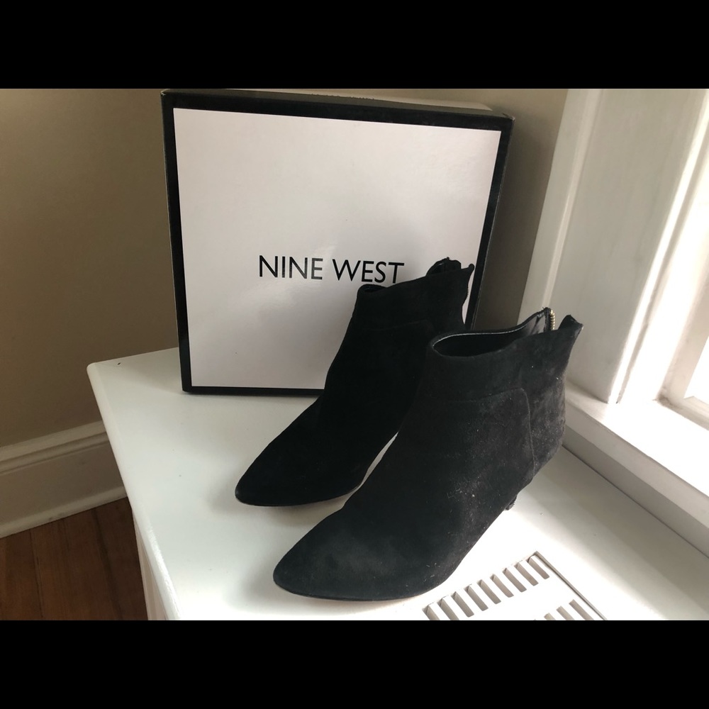 Nine West Black Sued Booties